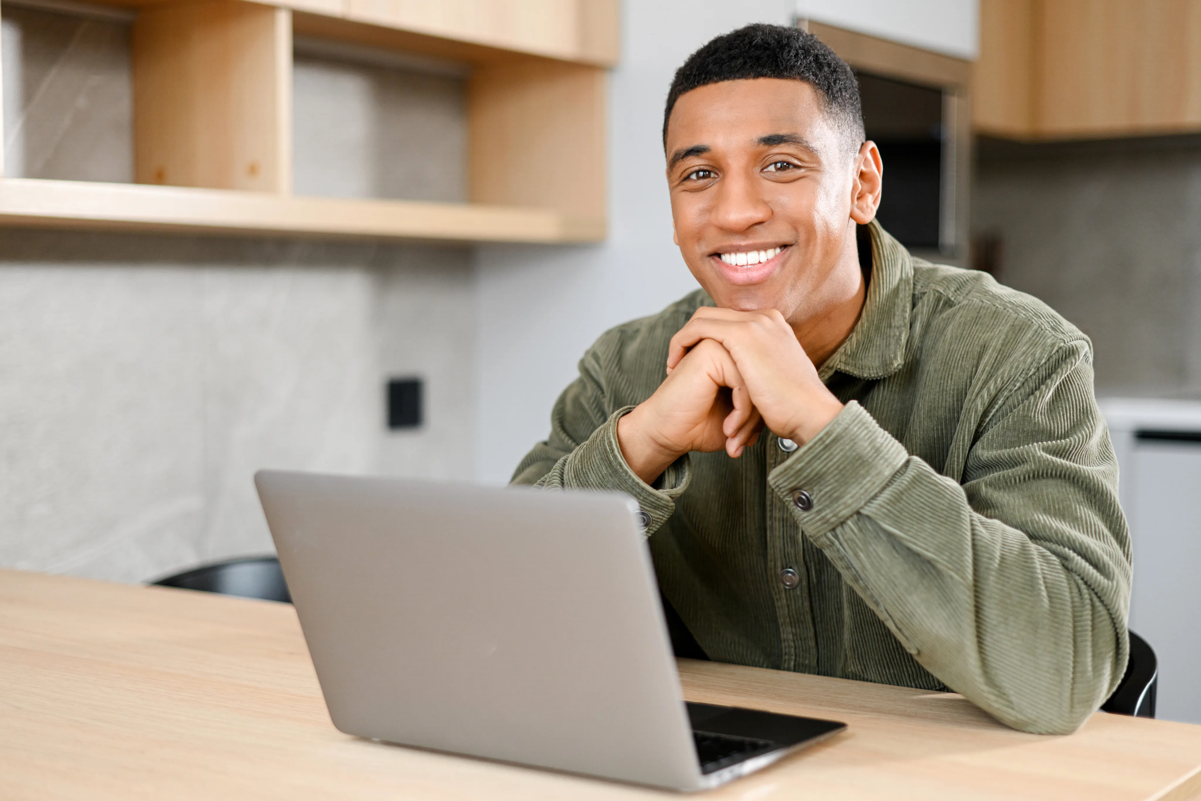 SEO specialist at work